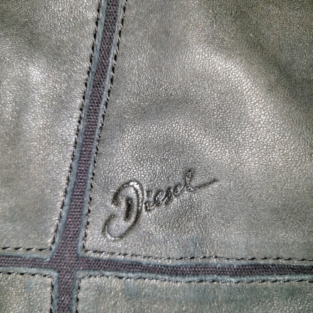 Diesel Bag Black. Leather Patches Sewn onto Canvas - Picture 4 of 7